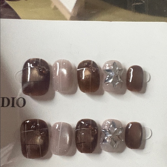 Nails - Picture 3 of 4